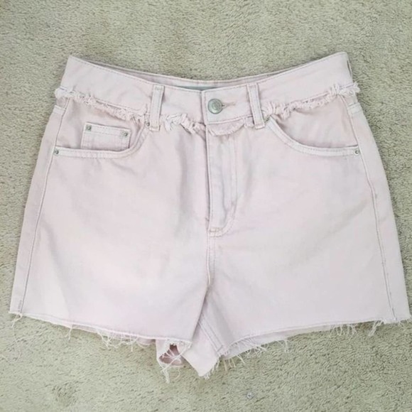 𝅺TOPSHOP Moto Mom Light Pink Denim Shorts Size 4 - Picture 1 of 5